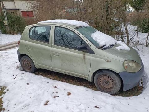 Toyota YARIS 1.0 LINEA TERRA