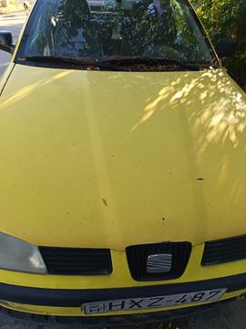 Seat CORDOBA 1.6 STELLA SPORTLINE . Az első lökhárító törött, sérült. K…