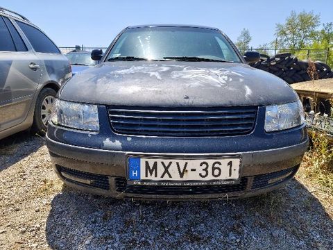 Volkswagen PASSAT 1.9 TDI típusú személygépjármű.