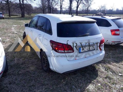 Mercedes B220 4 Matic