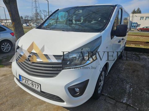 Opel Vivaro 1.6 2015 (817)